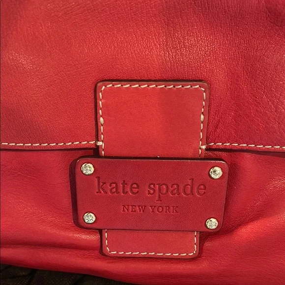 Kate Spade Red Leather Shoulder Bag with Textured Finish and Gold Accents - Picture 13 of 13